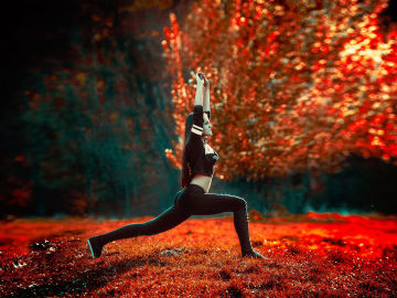 El “chroma yoga” de moda en Londres combina colorterapia y asanas