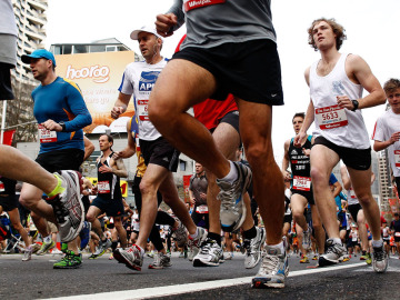 Hombres corriendo Hombres corriendo