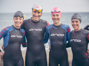 El equipo de ORCA TRIATHLON junto con Isa del Barrio El equipo de ORCA TRIATHLON junto con Isa del Barrio
