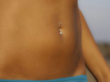 Piercing en la barriga