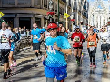Participantes de la Maratón de Málaga Participantes de la Maratón de Málaga
