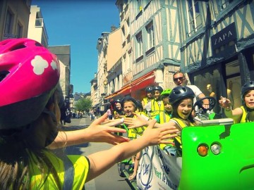 S&rsquo;cool bus, el bus-bicicleta 