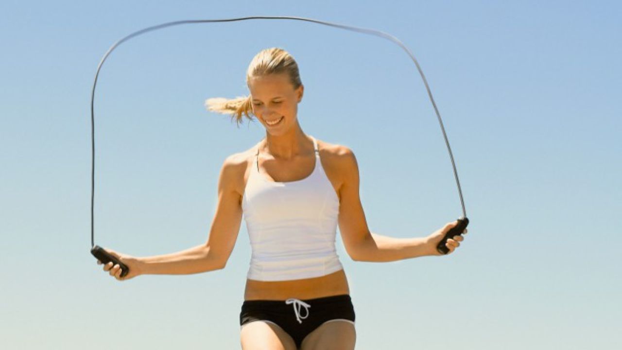 Saltar comba adelgazar abdomen