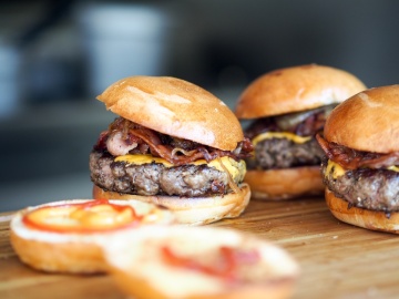 Hamburguesa vegetal con sabor a carne... &iquest;y el bacon?