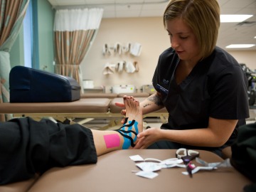 Kinesiotaping, ¿una magufada? Kinesiotaping, ¿una magufada?
